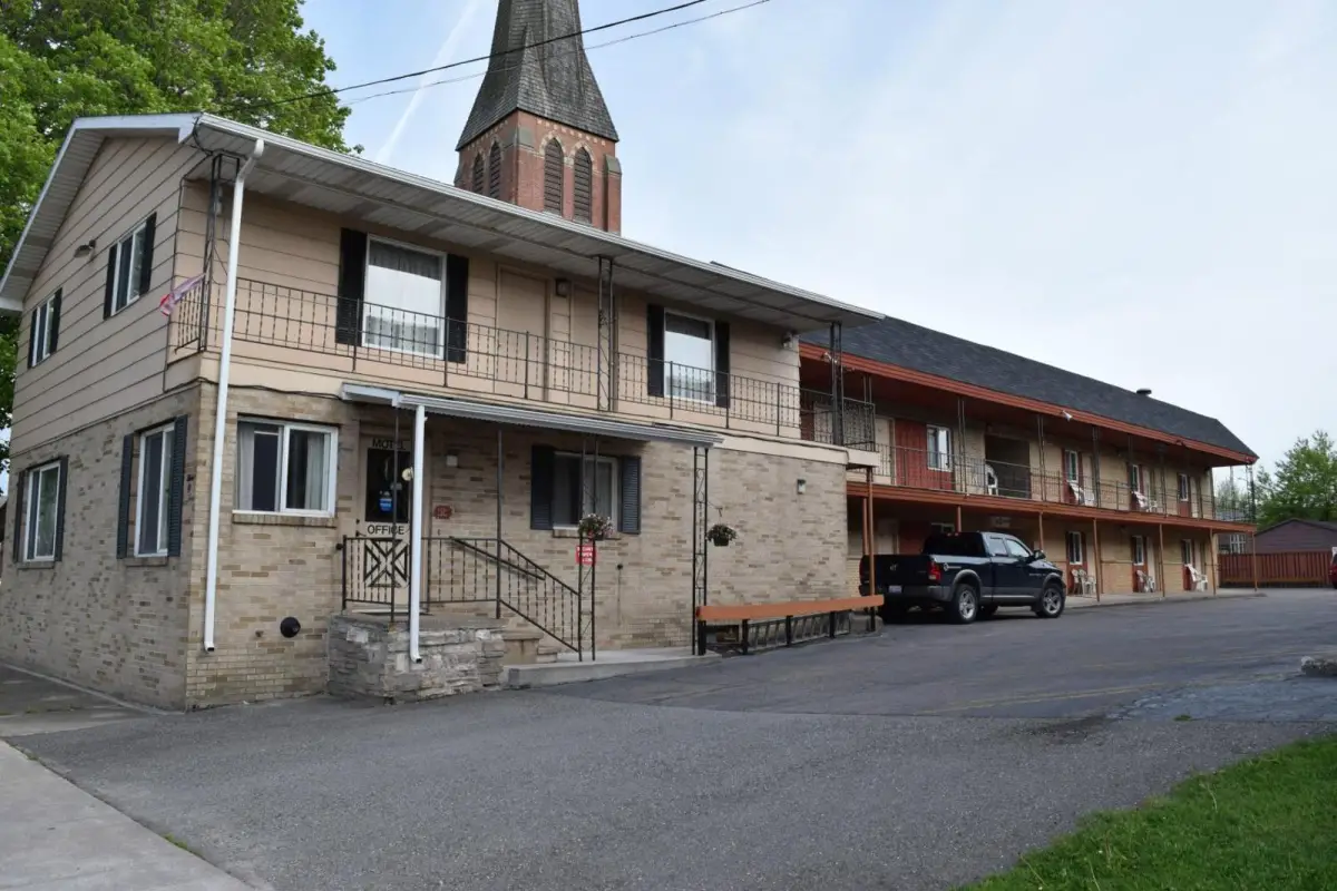 Mid-City Motel Main image