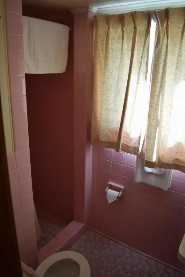 Mid-City Motel 8